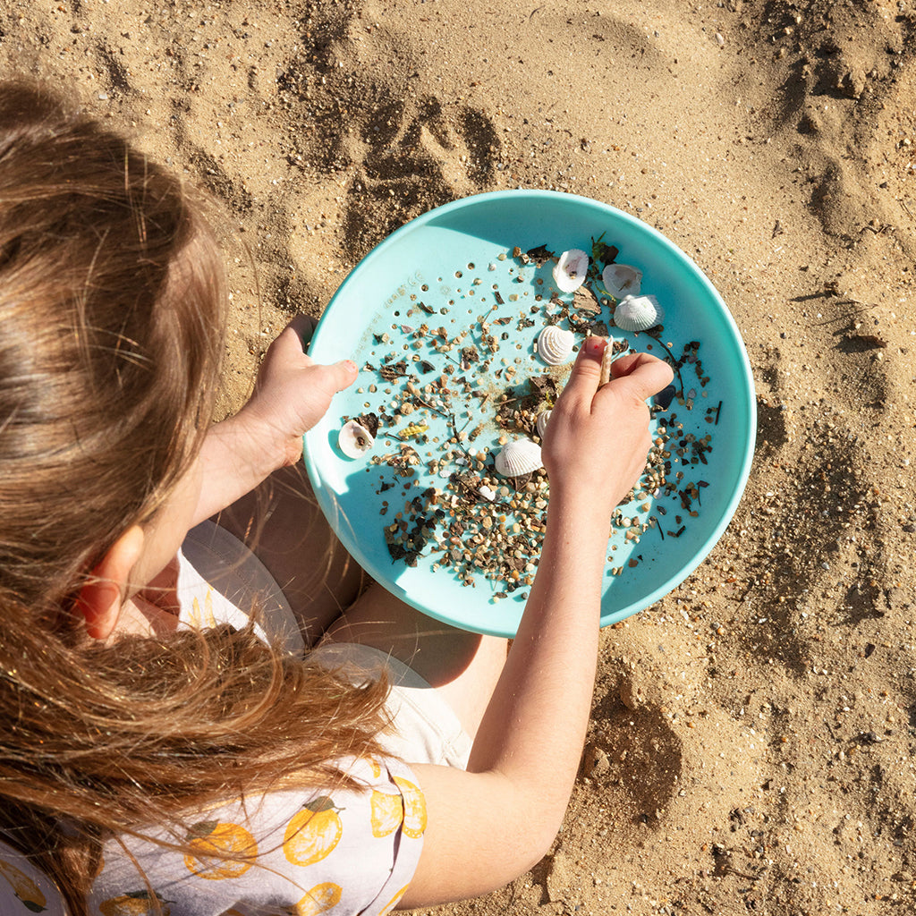 The Essential Toys Guide – the Most Appropriate Sustainable Toys for 6-9 Year-Olds